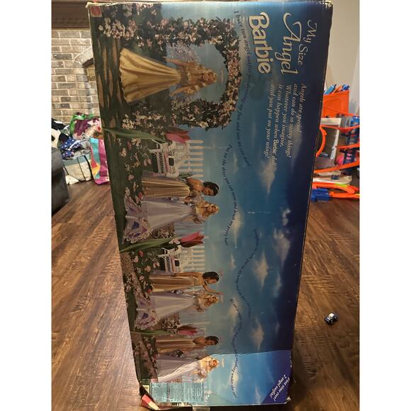 My size angel barbie VGUC 1990s with wings and halos - Picture 8 of 9